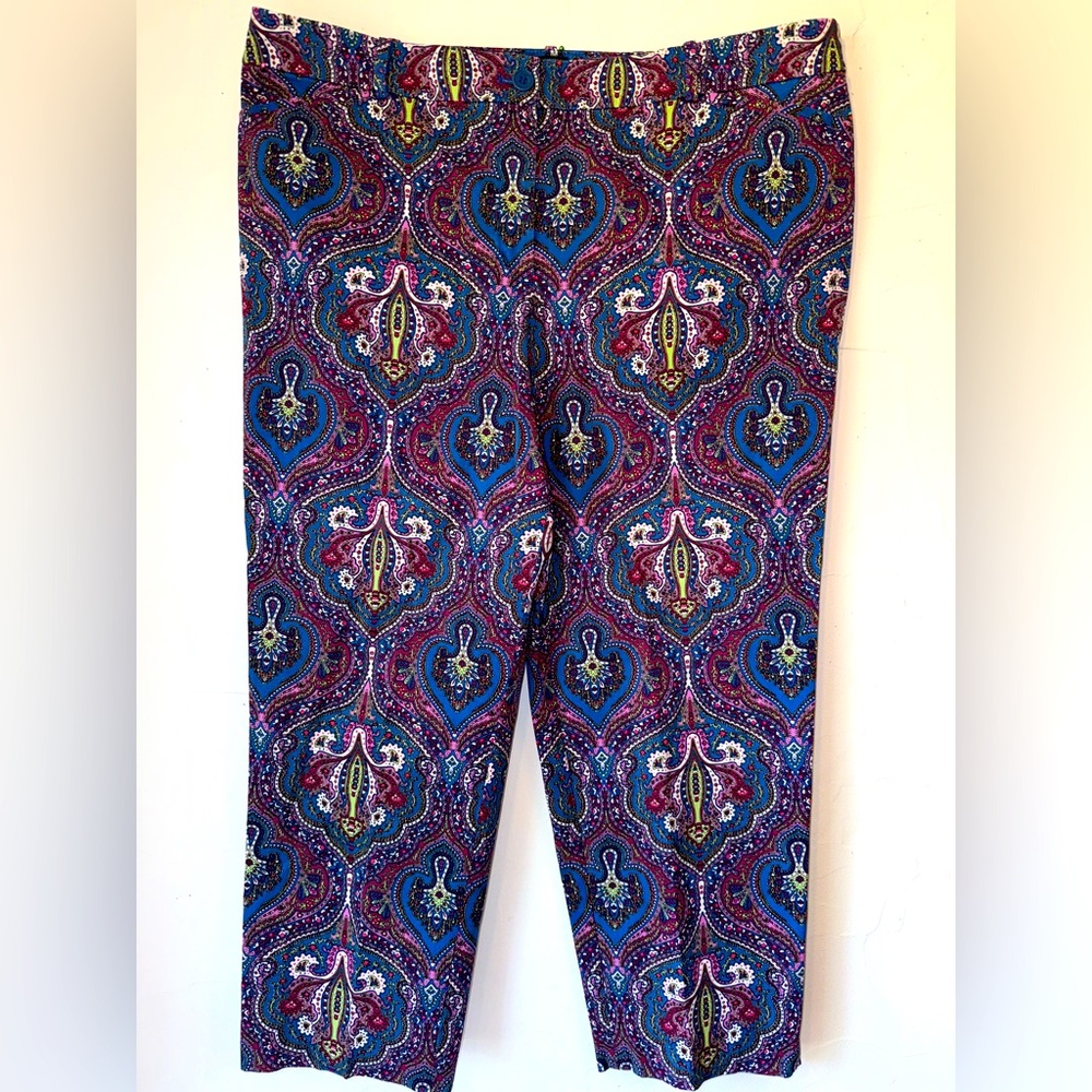 TALBOTS THE PERFECT CROP BLUE PINK PURPLE PAISLEY STRAIGHT LEG CROP PANTS SZ 16